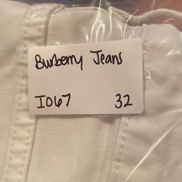 Burberry London Jeans Distressed Cropped White Size 32 Waist (measured) - Picture 10 of 10